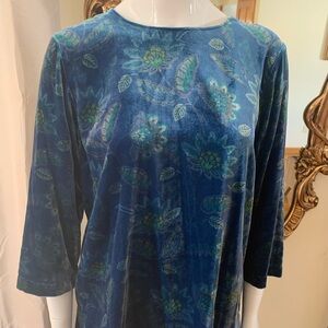 Women Velvet Top